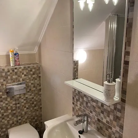 Szell Apartman * Berekfürdő