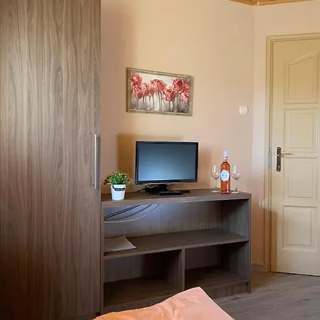 Szell Apartman 別荘