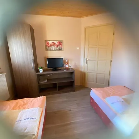 Szell Apartman Berekfürdő