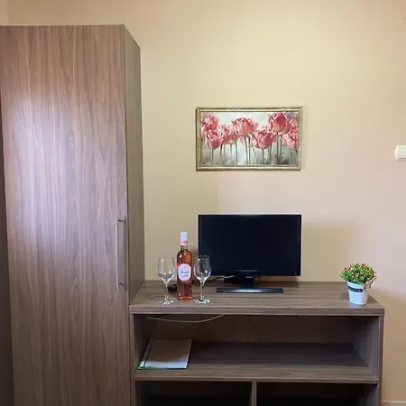 別荘 Szell Apartman Berekfürdő